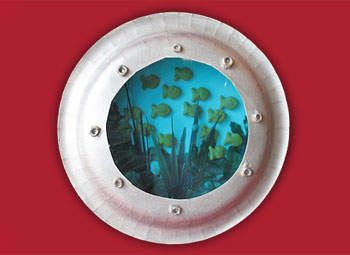 Paper Plate Porthole. I think this is one of the cutest ideas ever. I think I could work this in with the Adventure Island group. as they search for the underwater treasure, they can paint/draw/glue what they see. Paper Plate Crafts For Kids, Weekend Crafts, Sea Crafts, Vbs Crafts, Paper Plate Crafts, Plate Crafts, Family Crafts, Camping Crafts, Summer Activities For Kids