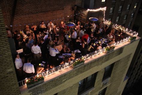 Hotel Rooftop, Nyc Rooftop, Rooftop Party, Nyc Bars, Nyc Summer, Rooftop Bars, Nyc Life, Nyc Trip, City That Never Sleeps