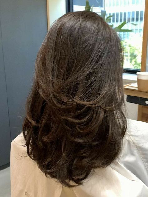 Layered Haircuts For Medium Hair, Hairstyles For Layered Hair, Hair Stylies, Haircuts For Medium Hair, Haircuts Straight Hair, Haircuts For Long Hair, Cut My Hair, Hair Inspo Color, Long Hair Cuts