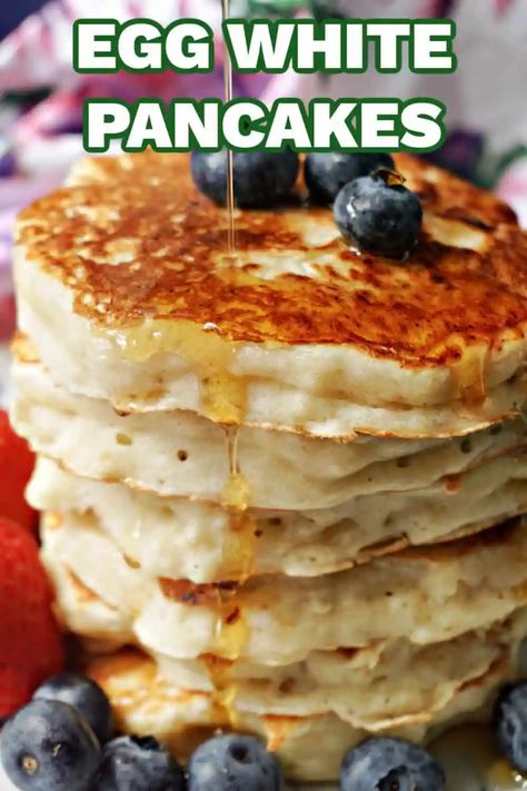 Egg White Pancakes Fluffy, Egg White Pancakes Protein, Egg Whites Pancakes, Banana Pancake Recipe Easy, Egg White Breakfast Recipes, Egg White Pancakes, Healthy Blueberry Pancakes, Egg Free Pancakes, Protein Powder Pancakes