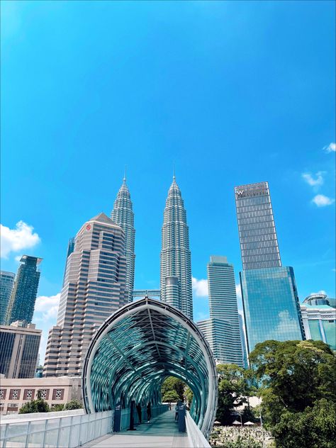 Saloma bridge, Kuala Lumpur, Malaysia , twin towers, klcc Malaysia City View, Saloma Bridge Kuala Lumpur, Klcc Aesthetic, Kl Aesthetic, Saloma Bridge, Klcc View, Malaysia City, Kuala Lumpur Travel, Kuala Lumpur City