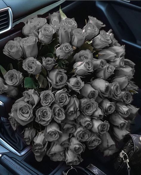 Grey Flower Bouquet, Gray Roses, Wallpaper Rosa, Luxury Flower Bouquets, Gray Flower, Vintage Flowers Wallpaper, Aesthetic Roses, Boquette Flowers, Glitter Flowers