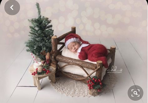 Newborn Christmas Photography, Newborn Christmas Pictures, Newborn Christmas Photos, Christmas Baby Pictures, Foto Newborn, Baby Christmas Photos, Baby Pictures Newborn, Newborn Photography Poses, Baby Boy Photography