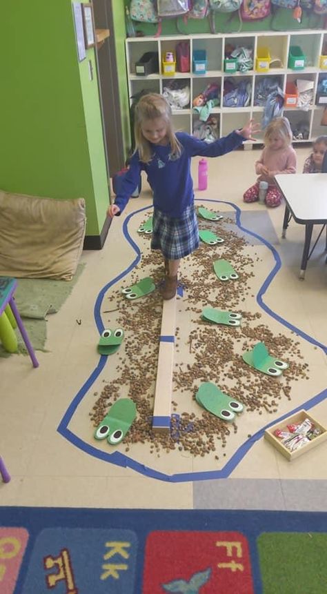 Jungle Outside Activities, Safari Themed Science Experiments, Zoo Animal Learning Activities, Safari Obstacle Course, Zoo Animal Gross Motor Activities, Rainforest Gross Motor Activities, Safari Theme Birthday Activities, Safari Animal Activities Preschool, Zoo Activity Preschool