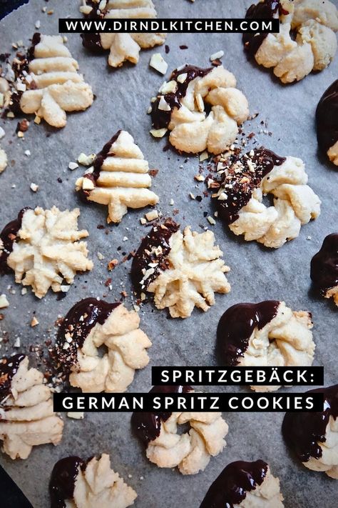 German Christmas Desserts, Spritz Cookie Press, Christmas Spritz Cookies, German Christmas Food, Food Authentic, Spritz Cookie Recipe, German Food Authentic, German Christmas Cookies, German Cookies