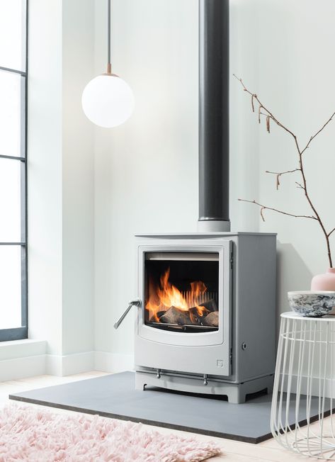 5 great reasons to invest in a stove this fall Contemporary Wood Burning Stoves, Fireplace Styling, Inset Stoves, Wood Burning Stoves, Freestanding Stove, Log Burning Stoves, Cabin Retreat, New Stove, Multi Fuel Stove