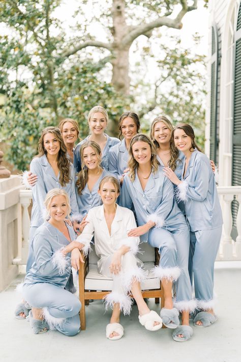 charleston wedding photos, charleston wedding photographer, wedding photo posing, light and bright wedding photographers in Charleston, bridesmaids in light blue pajamas, light and bright wedding photos, Palmetto Bluff wedding photos, Kiawah wedding, Thomas Bennett House wedding, 9 bridesmaids, bride with her bridesmaids in matching pjs Bridesmaid Get Ready Outfit, Charleston South Carolina Wedding, Jeans Wedding, Bridal Party Pajamas, Bridal Party Getting Ready, Bridesmaid Photoshoot, Wedding Brunch, Engagement Photography Poses, Bridal Party Outfit