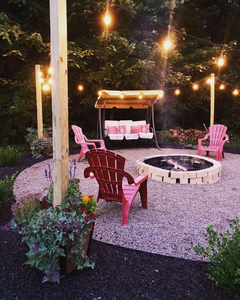 Fire Pit Posts For Lights, Umbrella Over Fire Pit, Fire Pit Ideas Campground, Fire Pit With String Lights, Small Fire Pit Area Diy, Bonfire Pit Ideas Diy, Easy Diy Fire Pit Ideas Cheap, Diy Bonfire Pit, Lights Around Fire Pit