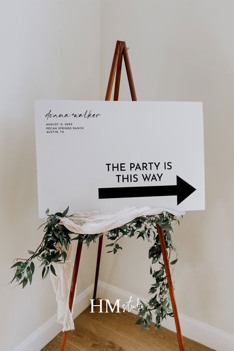 Wedding Direction Signs, Large Wedding Signs, Minimalist Birthday, Wedding Directions, Welcome Wedding Sign, Large Wedding, Simple Birthday, Welcome Sign Template, Wedding Table Plan