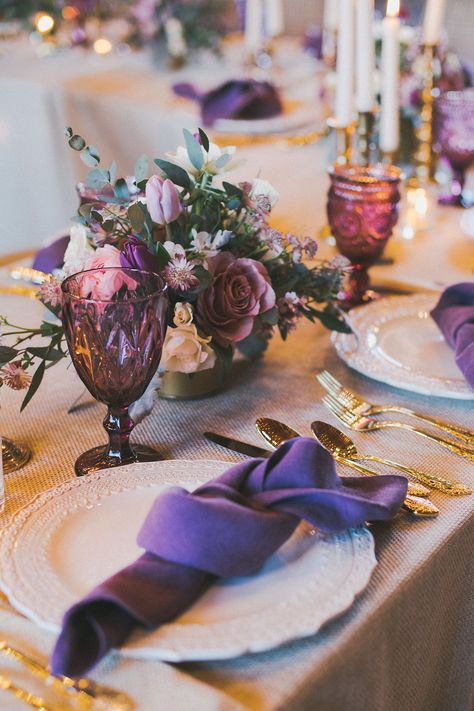 Purple Place Setting Wedding, Amethyst Table Setting, Purple Wedding Place Settings, Amethyst Wedding Theme, Purple Tablescape, Purple Wedding Reception Decorations, Purple Table Settings, Eggplant Wedding, Purple Valentine