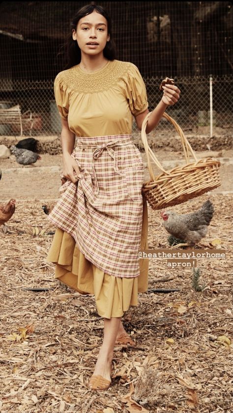 Farm Fashion Women, Gilda Dress, Spring Style Inspiration, Farm Outfit, Three Tiered Skirt, Farm Fashion, Farm Clothes, Feminine Fashion, Style Inspiration Spring