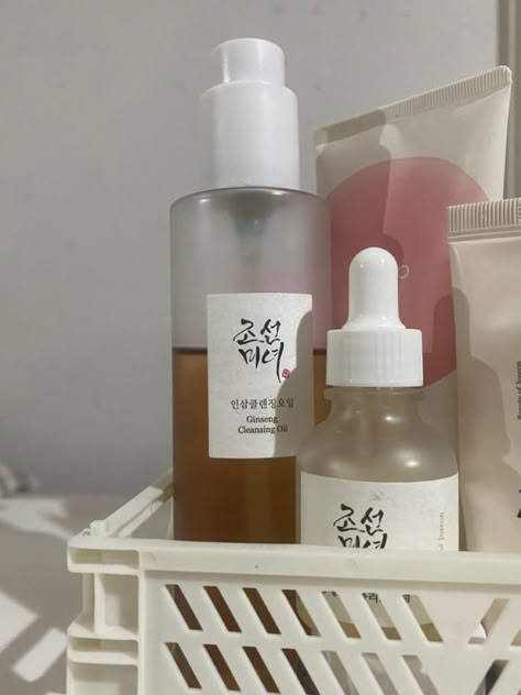 (Kbeauty clearskin) Beauty Of Joseon, Perfect Skin Care Routine, Pretty Skin Care, Pretty Skin, Glass Skin, Face Skin Care, Cleansing Oil, Korean Skincare, Facial Skin