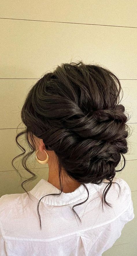 voluminous updo, updo hairstyles, updo 2022, hairstyles, upstyle hairstyles, textured updo, messy updo, wedding updo hairstyles 2022, updo hairtyles 2022 Updo Hairstyles For Wedding, Prom Hair Up, Bridesmaid Hair Inspo, Bridemaids Hairstyles, Hairstyle Updo, Prom Hairstyles Updos, Hairstyles For Wedding, Wedding Hair Up, Bridesmaid Hair Makeup