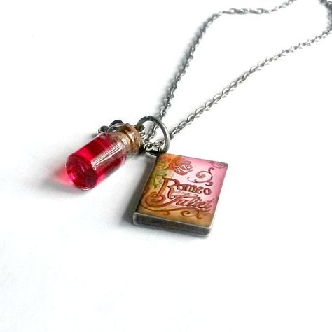 Poison Vial, Romeo And Juliet 1996, Juliet 1996, Book Necklace, Miniature Book, Coupon Box, Steampunk Jewelry, Miniature Books, Romeo And Juliet