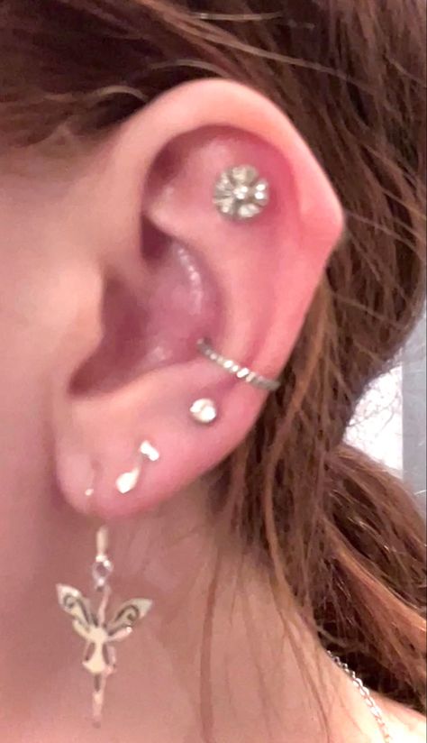 pierced ear inspo, triple piercing, flat piercing, conch piercing hoop Ear Piercing Inner Conch, Orbital Conch Piercing, Orbital Conch Piercing Hoop, Conch Earring Jewelry Silver, Pearl Conch Piercing, Girly Jewelry Peircinhx Conch, Triple Piercing, Orbital Piercing, Flat Piercing