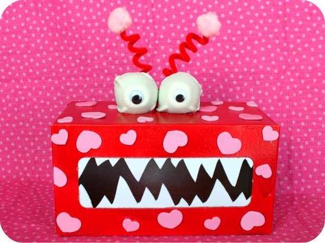 Valentines Monster Box Ideas, Valentine Boxes For School, Kids Valentine Boxes, Valentine Card Box, Monster Valentines, Monster Box, Valentine Boxes, Homemade Things, Valentines Box