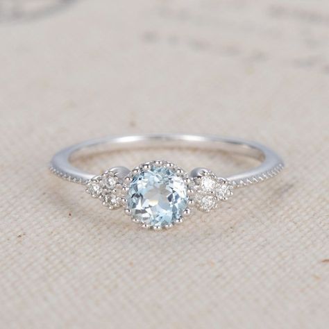 Aquamarine Engagement Ring White Gold, Jewerly Ring, March Birthstone Ring, White Gold Diamond Engagement Ring, Engagement Ring Rose Gold, Aquamarine Engagement Ring, Engagement Ring White Gold, Ring White Gold, March Birthstone