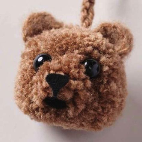 Pom Pom Bear, Pom Pom Animals, Bear Pattern, Own Home, Black Bear, Yarn Crafts, Pom Poms, Amigurumi Pattern, Free Crochet Pattern