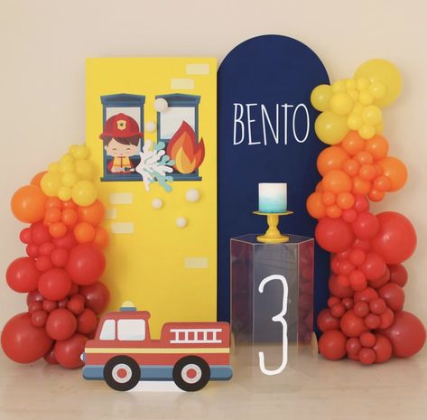 Firetruck Birthday Balloons, Firetruck Theme Balloon Garland, Firefighter Party Decor, Firetruck Birthday Decorations, Firetruck Birthday Party Ideas, Fireman Party Decorations, Fire Engine Birthday Party, Fireman Sam Birthday Party, Fireman Birthday Party