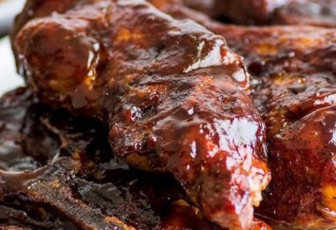 12 Delicious Weight Watchers BBQ Recipes - with WW Points! Boneless Country Style Ribs, Cooking Pork Ribs, Oven Pork Ribs, Boneless Pork Ribs, Red Beans Rice, Ribs In Oven, Oven Baked Ribs, Bbq Recipes Ribs, Country Style Pork Ribs