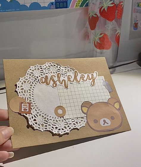 cute aesthetic rilakkuma brown penpal envelope deco Brown Envelope Aesthetic, Envelope Ideas Aesthetic, Brown Journal Ideas, Decorated Envelopes Snail Mail, Brown Letter Aesthetic, Cards Handmade Aesthetic, Penpal Envelope Ideas, Penpal Themes, Tarjetas Aesthetic