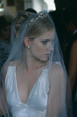 one of my FAVORITE movie bride looks. Amy Adams Enchanted, Yennefer Of Vengerberg, 26 January, Wedding Movies, 1 January, The Wedding Date, Amy Adams, Bride Look, Wedding Date