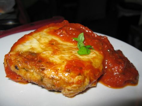 Veal Parmigiana Recipe, Veal Parmigiana, Parmigiana Recipe, Veal Cutlet, Canned Tomato Sauce, Chopped Tomatoes, Top Recipes, Chicken Parmesan, Dinner Tonight