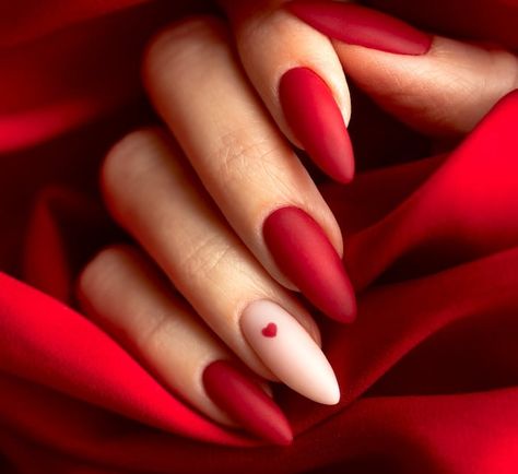 Matte red nails with heart nail art. Red Nail Matte, Mate Red Nails, Red Nails With Art, Red Nails Wedding, Matt Red Nails, Matte Red Nails Design, Red Inspired Nails, Red Matte Nails Design, Red Nails With Designs