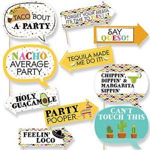 Fiesta Photo Booth, Mexican Themed Party, Party Photo Booth Props, Mexican Fiesta Party, Fiesta Theme Party, Mexican Party Theme, Taco Party, Photos Booth, Fiesta Theme