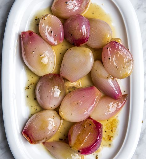 These Glazed Shallots Are Thanksgiving's Sleeper Hit Recipe | Bon Appetit Recipes With Shallots, Tartiflette Recipe, Thanksgiving Side Dishes Easy, Best Thanksgiving Recipes, Onion Recipes, Thanksgiving Sides, Thanksgiving Side Dishes, Side Recipes, Veggie Dishes