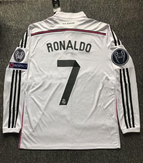 Cristiano Ronaldo Jersey, Real Madrid Home Kit, Ronaldo Shirt, Ronaldo Jersey, Real Madrid Shirt, T Shirt World, Vintage Jerseys, Vintage Football, Football Kits