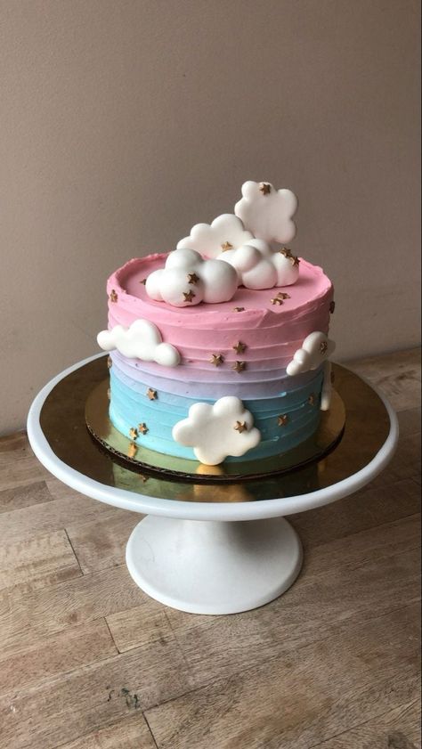 Clouds Cake Design, Gender Reveal Cloud Cake, Cloud Gender Reveal Cake, Cloud Cakes Ideas, On Cloud Nine Cake, Cloud 9 Birthday Party Ideas Girl, On Cloud 9 Birthday Cake, Rainbow And Clouds Cake, Rainbow And Clouds Birthday Party