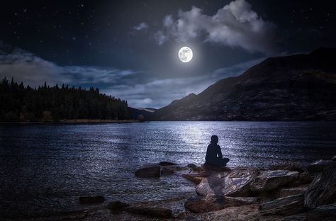 "I look up at the sky and see everything I've ever... - ★ mine is the night, with all her stars ★ Moonlit Photography, Moonlit Lake, Scenic Backgrounds, Mountains At Night, Camping Pics, Moonlight Photography, Lake Dock, Moonlight Painting, Moonlit Sky