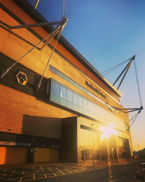 Molineux Stadium, Stadium Photography, Wolverhampton Wanderers Fc, Football Pics, Georgina Rodriguez, Wolverhampton Wanderers, Leeds United, Football Pictures, Wolverhampton