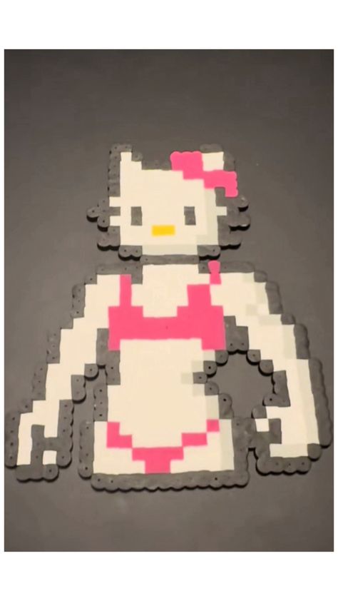 Buff Hello Kitty, Hello Kitty Halloween, Cosplay Diy, Yellow Heart, Pixel Art Pattern, Perler Beads Designs, Perler Bead, Halloween Cosplay, Mask Making