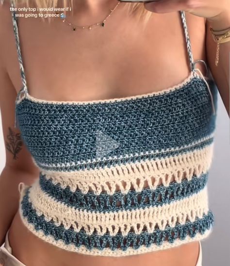 Mama Mia Crochet Top, Mamma Mia Inspired Crochet, Mamma Mia Crochet Top, Mamma Mia Crafts, Mamma Mia Crochet, Pleated Skirt Outfit, Handmade Yarn, Stylish Crochet, Crochet Tops Free Patterns