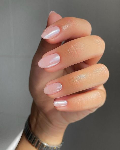 Spring Nail Trends, Glazed Donut, Aesthetic Nails, Her Nails, Pearl Nails, Vacation Nails, Nails Polish, Nails 2024, Neutral Nails