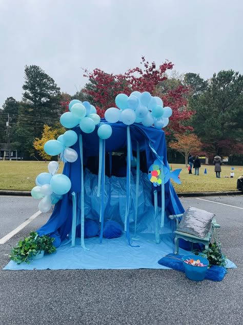 Fish Tank Trunk Or Treat, Octopus Trunk Or Treat, Trunk Or Treat Water Theme, Trunk Or Treat Ideas Minivan, Aquarium Trunk Or Treat, Jellyfish Trunk Or Treat, Finding Dory Trunk Or Treat Ideas, Trunk Or Treat Sea Theme, Underwater Theme Trunk Or Treat