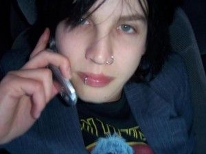 Max Green Escape The Fate, Max Green, Emo Boyfriend, Pick Up The Phone, Emo Scene Hair, Maxi Pad, Emo Men, Escape The Fate, Ronnie Radke