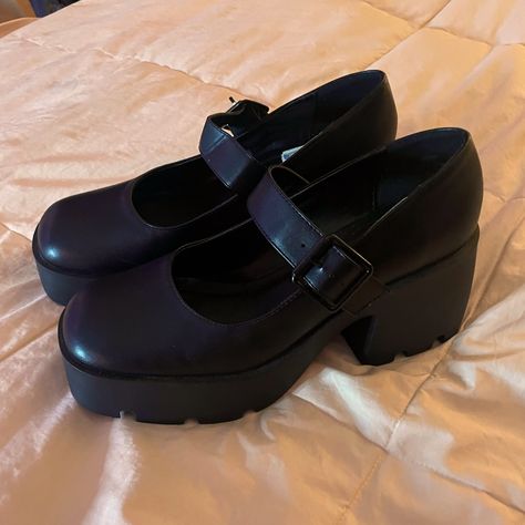 Never Worn Outside Of The House, Size 10 Chunky Platform Heels. Some Hard To Get Off Stickers Inside But Both Visible When Wearing Cheap Platform Heels, Chunky Black Shoes, Chunky Platform Heels, Grey High Heels, Madden Girl Heels, Mary Jane Platform Shoes, Black Patent Heels, Beige Heels, Platform Mary Janes