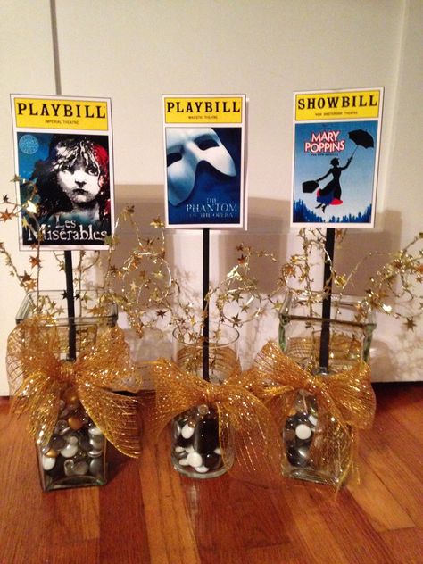 Broadway Table Decorations, Broadway Centerpiece Ideas, Musical Theatre Themed Party, Broadway Themed Party Decoration, Broadway Centerpieces, Broadway Musicals Party, Broadway Themed Party, Tony Awards Party, Hollywood Theme Party Decorations