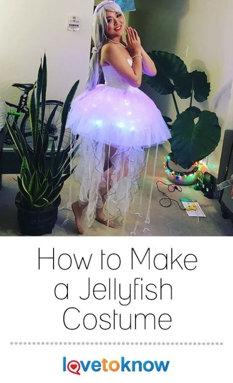 Kids Jellyfish Costume, Jellyfish Makeup, Jellyfish Halloween Costume, Costume Medusa, Jellyfish Halloween, Under The Sea Costumes, Sea Creature Costume, Diy Fantasia, Sea Costume