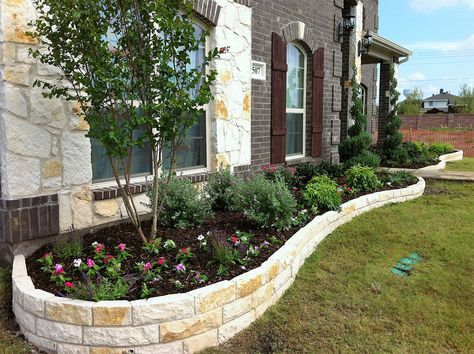 Stone Lined Flower Bed, Rock Wall Flower Bed, White Stone Flower Bed, Flower Bed Wall Ideas, Front Yard Raised Flower Bed Ideas, Stone Flower Bed In Front Of House, Retaining Wall Flower Bed Ideas, Flower Bed Retaining Wall, Lawn Tool Organization