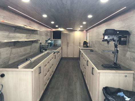 Mobile Woodshop Trailer, Box Trailer Workshop, Trailer Workshop Ideas, Enclosed Trailer Workshop, Job Site Trailer Ideas, Cargo Trailer Workshop, Mobile Workshop Trailer, Work Trailer Organization Ideas, Detailing Trailer