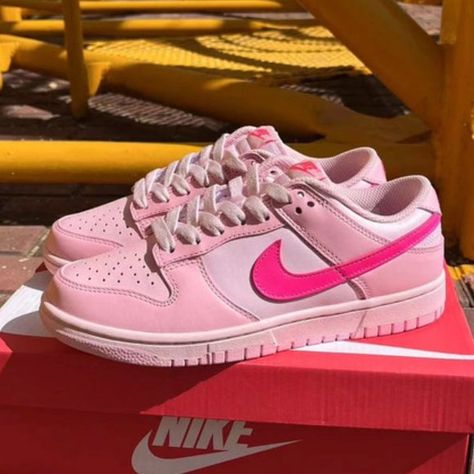 Nike Dunk Low Triple Pink GS Sneakers Nike Dunk Low Triple Pink, Pink Nike Shoes, Pretty Sneakers, Back To School Shoes, Preppy Shoes, Pretty Shoes Sneakers, Jordan Shoes Retro, All Nike Shoes, Women Nike