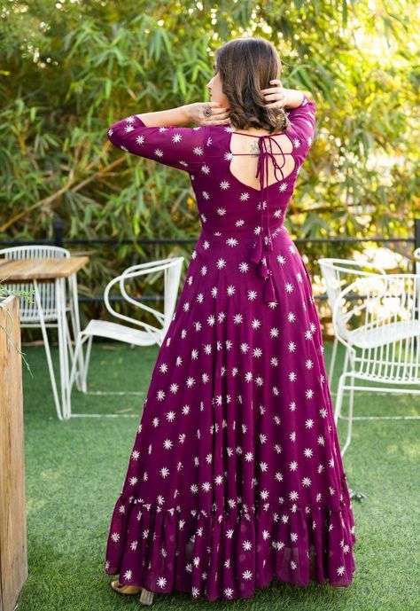 Long Frock Back Neck Designs, Long Frocks For Women, Ethereal Elegance, Simple Frock Design, Long Frock Designs, Stylish Kurtis Design, Floral Frocks, Long Gown Design, Simple Frocks