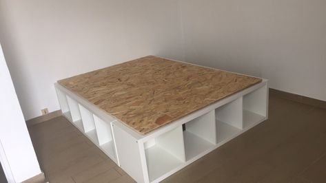 DIY Ikea Platform Bed From Kallax For Student Bed Via Pinterest Verriele Kallax Double Bed, Kallax Bed Hack Double, Kallax Ikea Ideas Bedrooms, Ikea Kallax Bed Hack, Cubicle Bed, Ikea Kallax Bed, Kallax Bed, Ikea Platform, Ikea Platform Bed