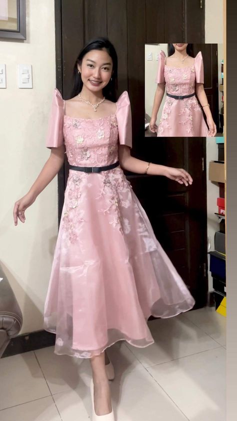 Ideas from Luna Amor https://www.facebook.com/BabyAnnleor Filipiniana Costume, Filipiniana Dress Modern, Filipino Attire, Filipino Costume, Filipiniana Gown, Modern Filipiniana Gown, Modern Filipiniana Dress, Filipiniana Wedding, Modern Filipiniana