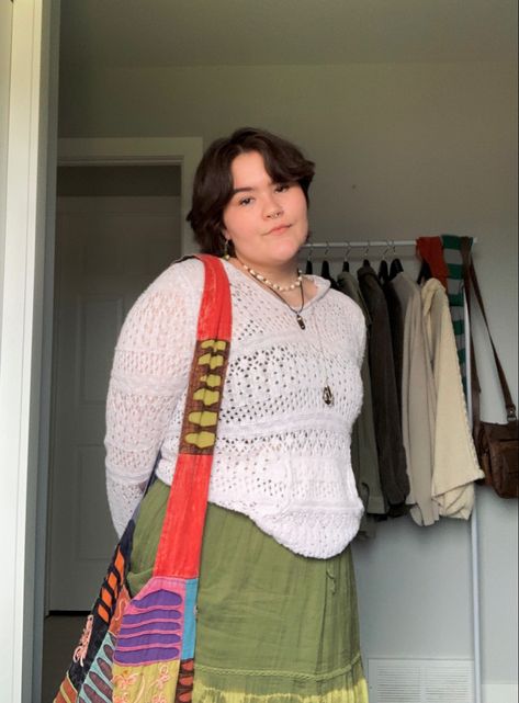 Feminine Dressing, Dressing Ideas, Aesthetic Ootd, Indie Y2k, Thrifted Outfits, Haircuts For Wavy Hair, New Year New Me, Teenager Outfits, Feminine Dress