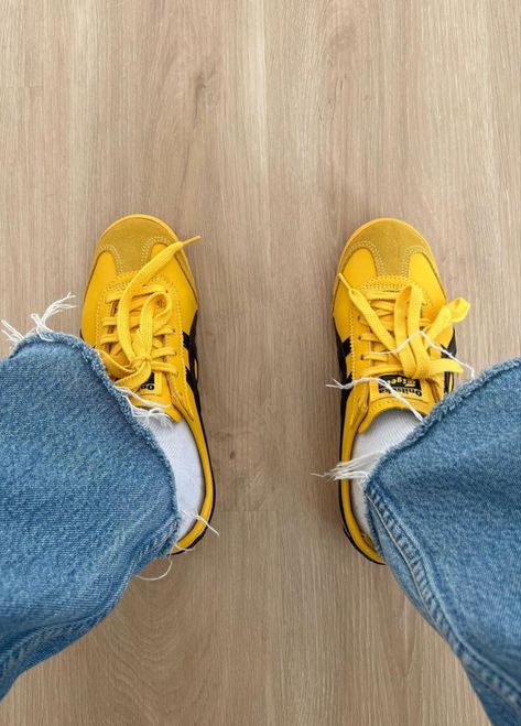 Onitsuka Tiger Outfit, Monthly List, Must Have Accessories, Dream Wishlist, Adidas Yellow, Yellow Sneakers, Street Fashion Men Streetwear, Hype Shoes, Shoe Inspo